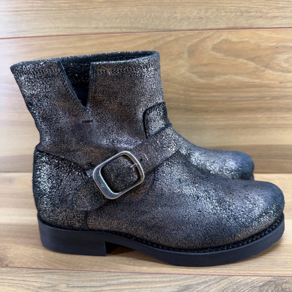 FRYE Veronica Short Buckle Boots Womens 6 M Metallic Gold Crackled Leather Biker